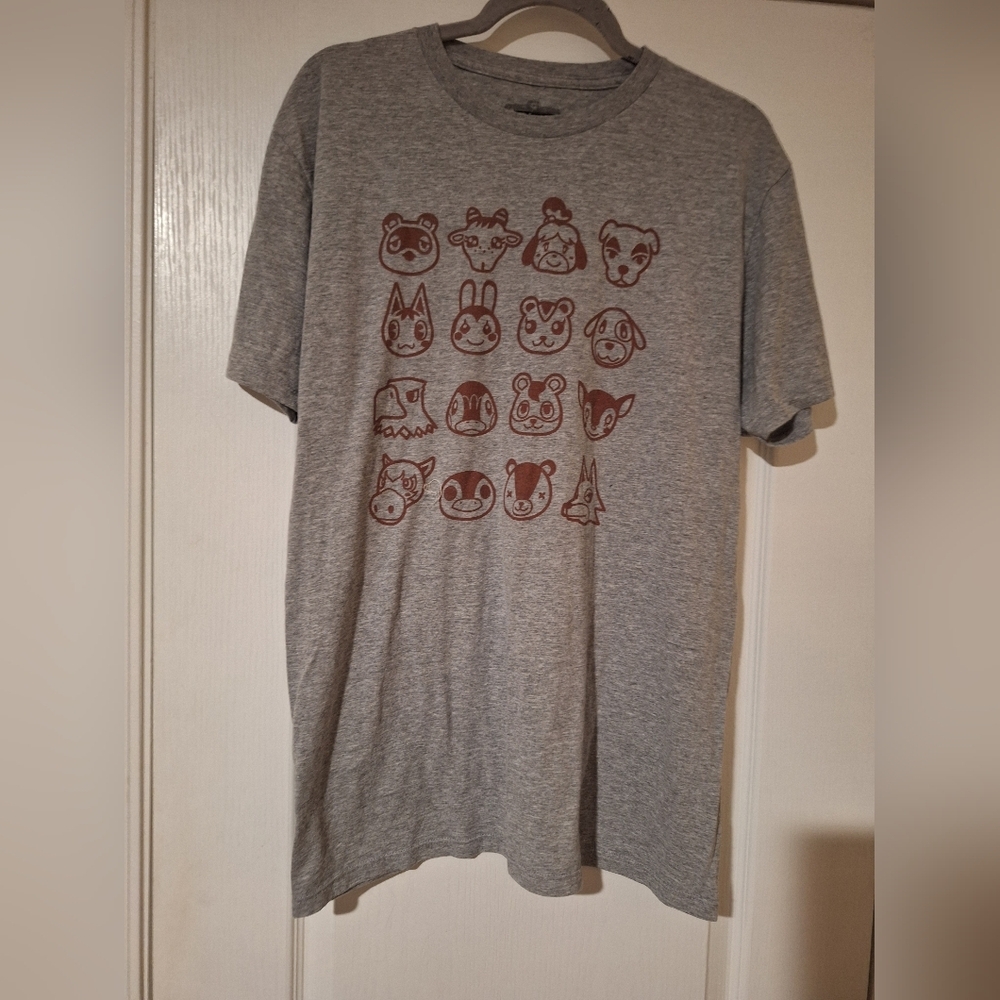 Gray Graphic T-Shirt Animal Crossing Hot Topic Large Womens Juniors Unisex